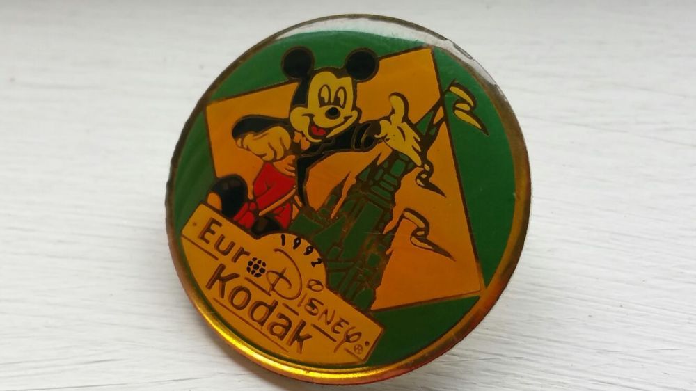 Insigna Kodak Euro-Disney Paris 1992 Mickey Mouse