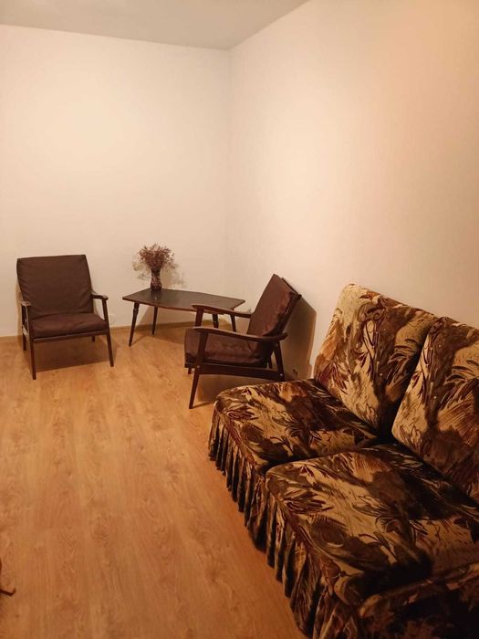 Inchiriez apartament 3 cam Brazda lui Novac