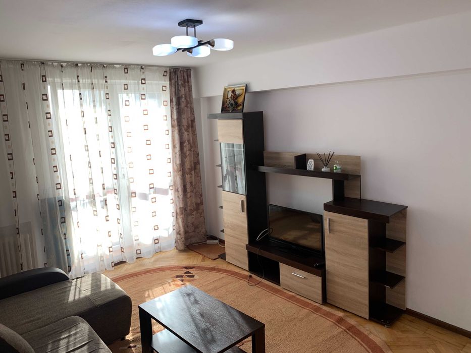 Apartament de Închiriat cu 2 Camere, Zona English Park, Craiova!