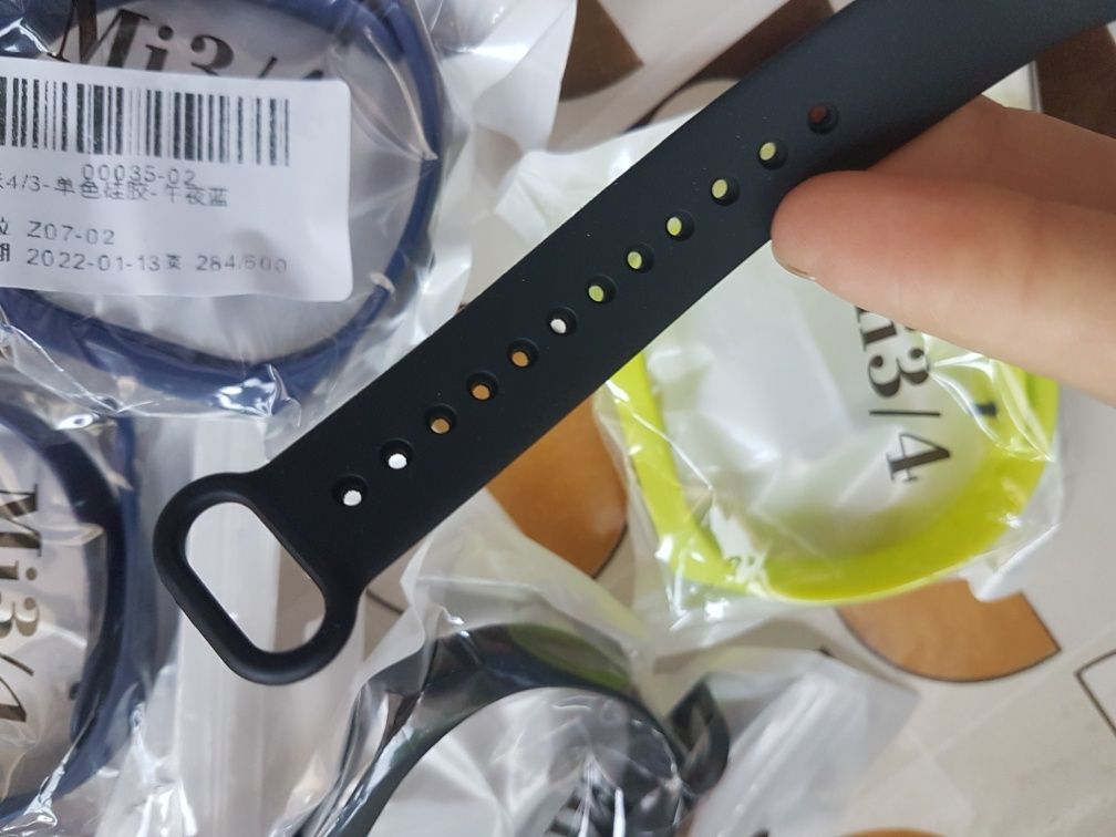 Vand curea/bratara fitness Xiaomi Mi Band 3/4, multe culori disponibil