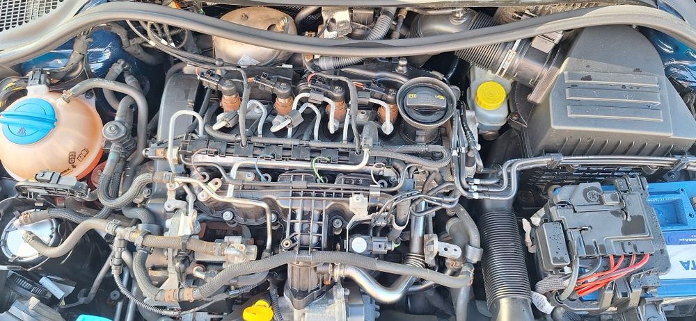 SKODA RAPID 1600 cm³ DIESEL 2015