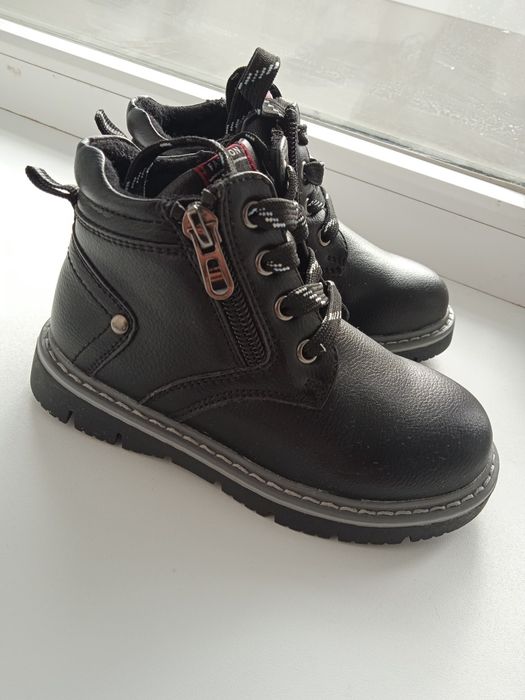 Ботинки детские осенние новые для мальчика