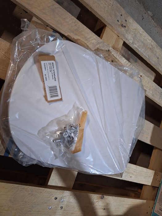 Ултратънка тоалетна седалка - Ideal Standard - Tesi - T352801