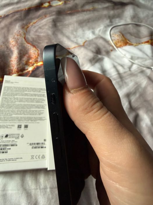 iPhone 13 midnight 128гб