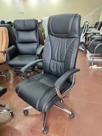 Офисное кресло lenox