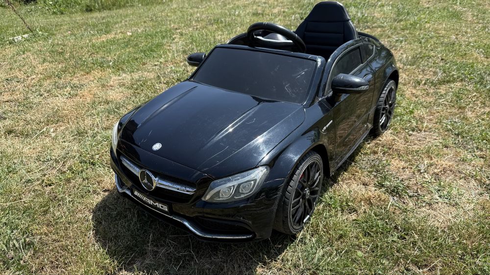 Акумулаторна детска кола Mercedes benz