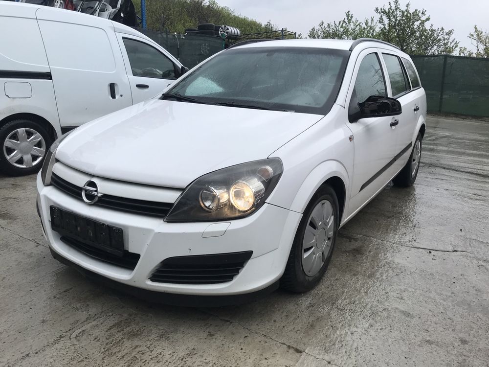 Alternator Opel Astra H 1.7 cdti