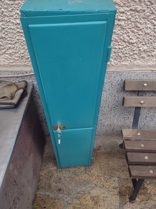 Каса за оръжие ловно с отделен отсек за боеприпаси с комплект ключове