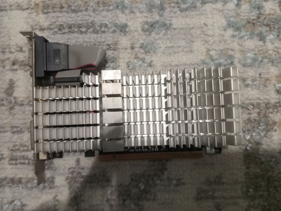 Видеокарта gigabyte gt 730 2gb