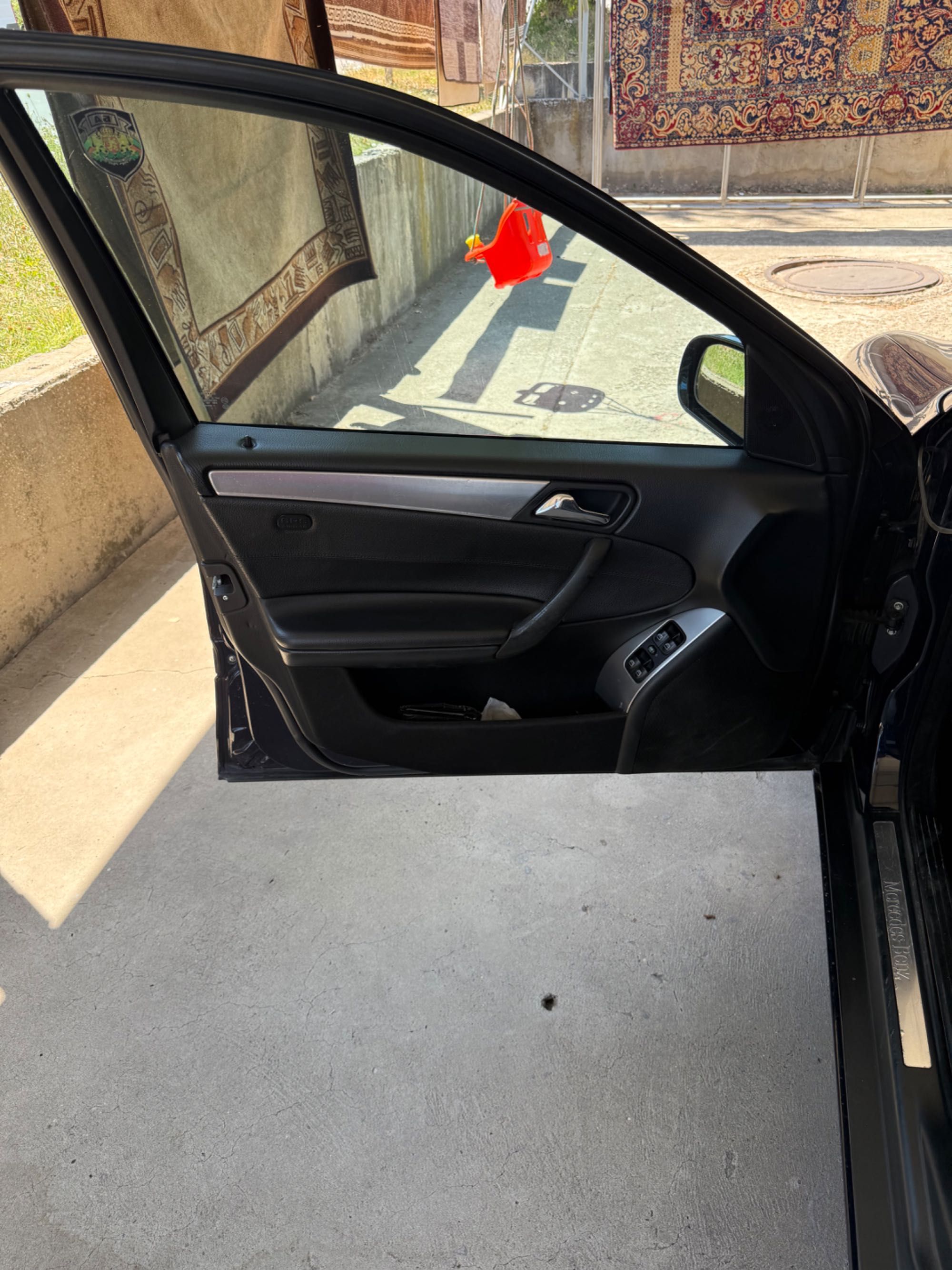 Mercedes Benz C220