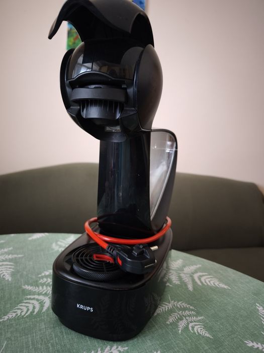 Кафе машина с капсули - Nescafe Dolce Gusto Infinissima