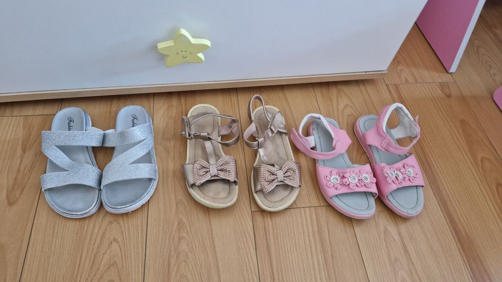 Încălțăminte fetita mărimea 32 și 33