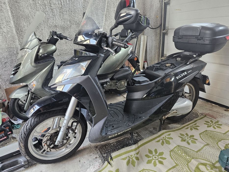 Scuter Rich Motors Silver ZN125T-18A