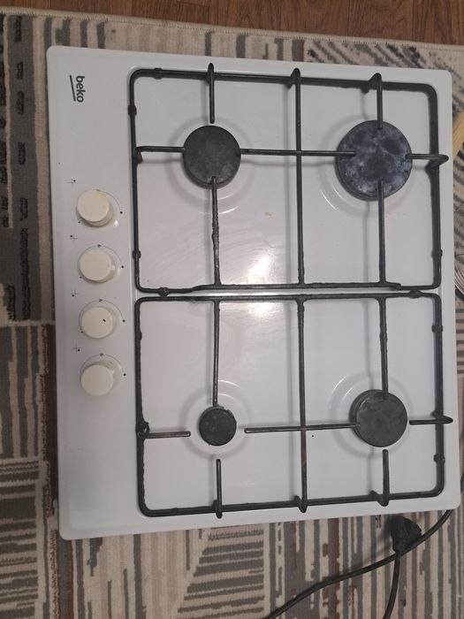 Продам газовую плиту