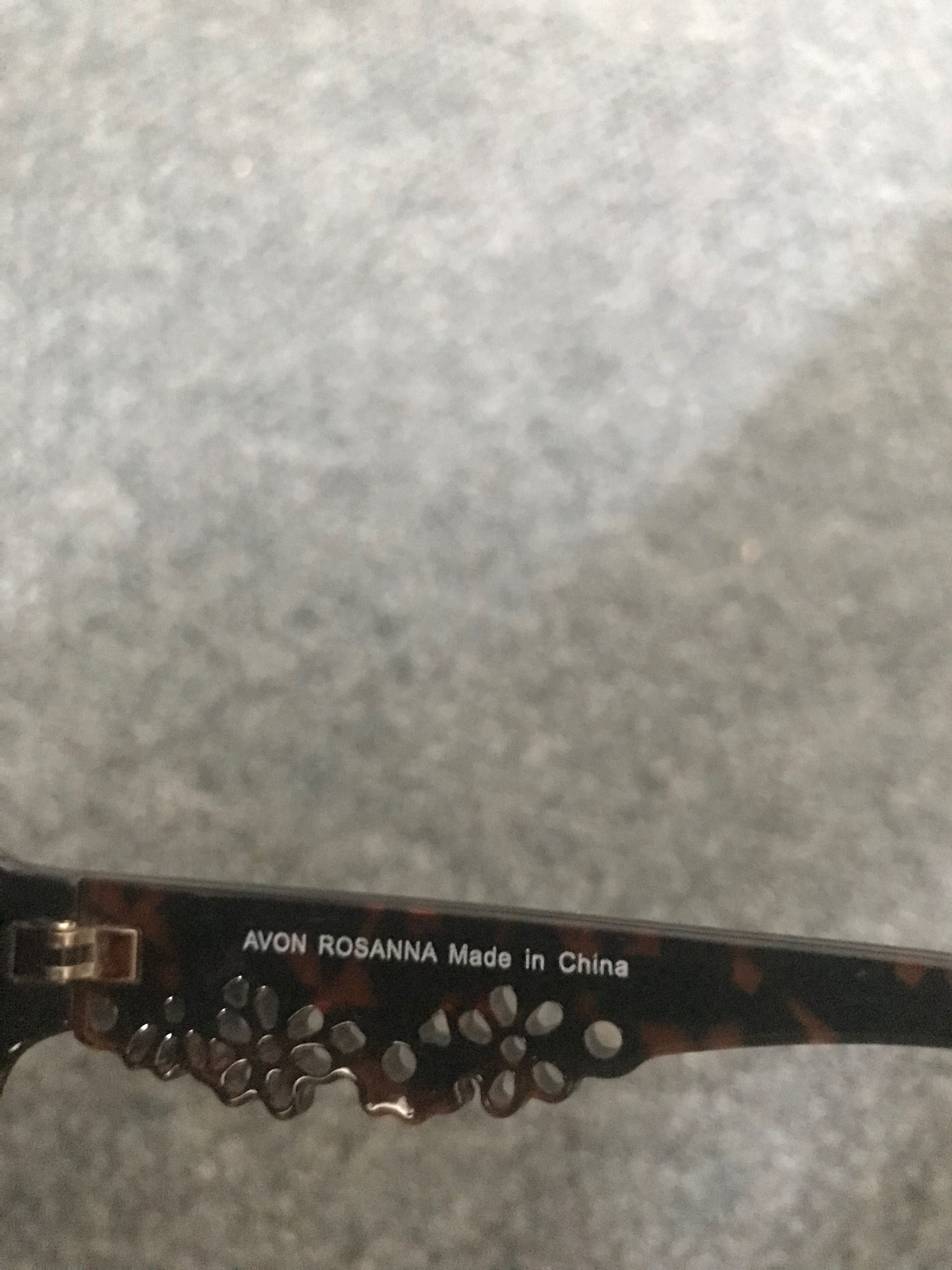 Слънчеви очила Max Mara, Avon