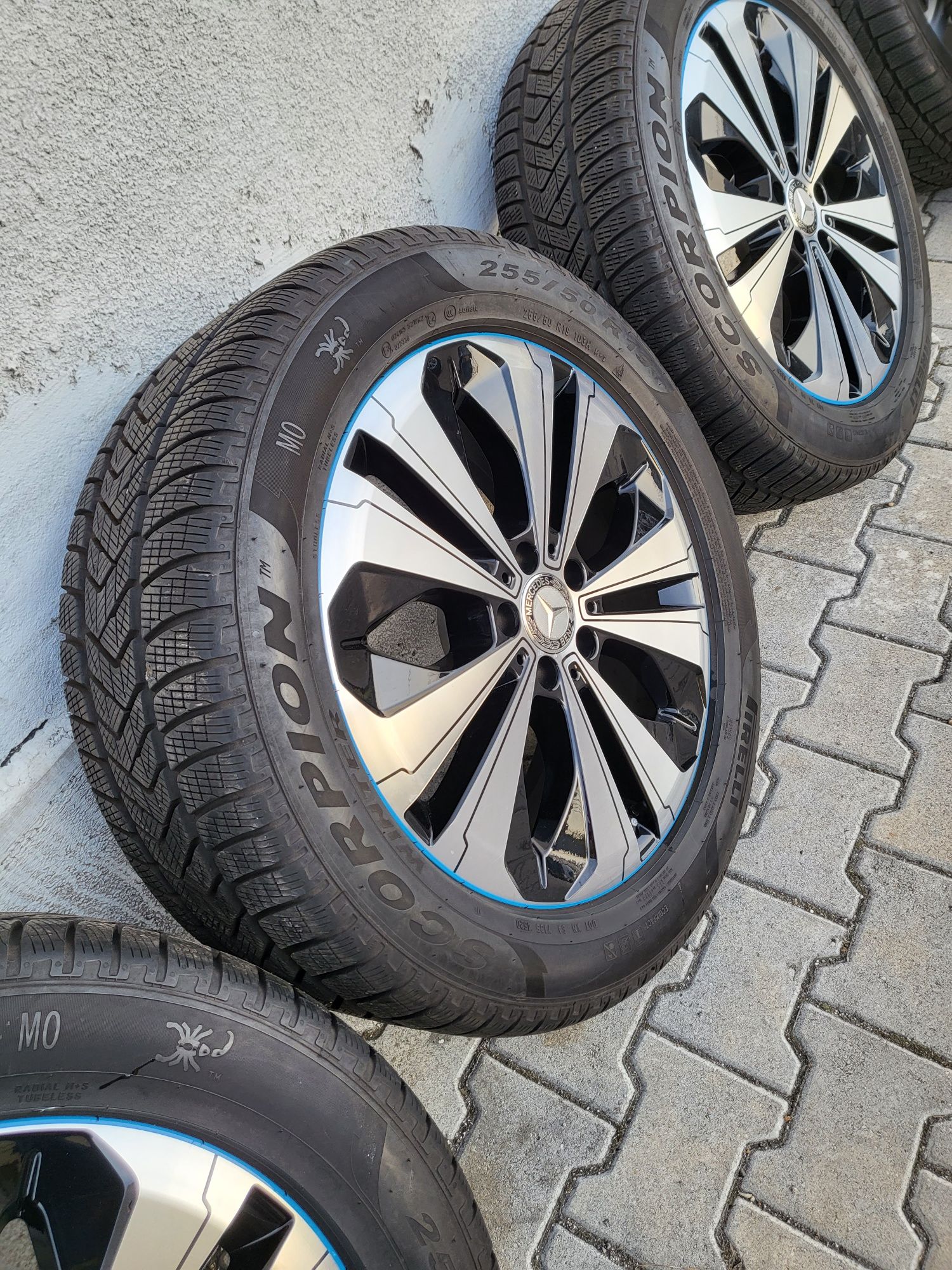 Jante aliaj Mercede R 19, GLC, EQC, anvelope iarna Pirelli 255 50 19