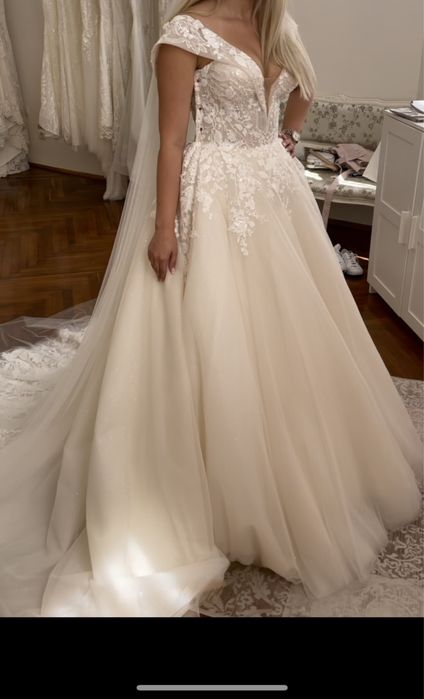 Rochie de mireasa La Novia
