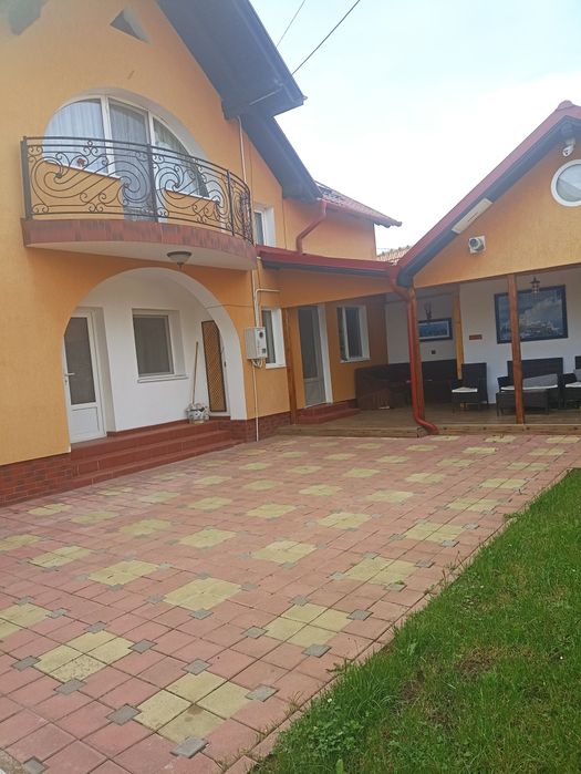 Închiriere Vila Rasnov