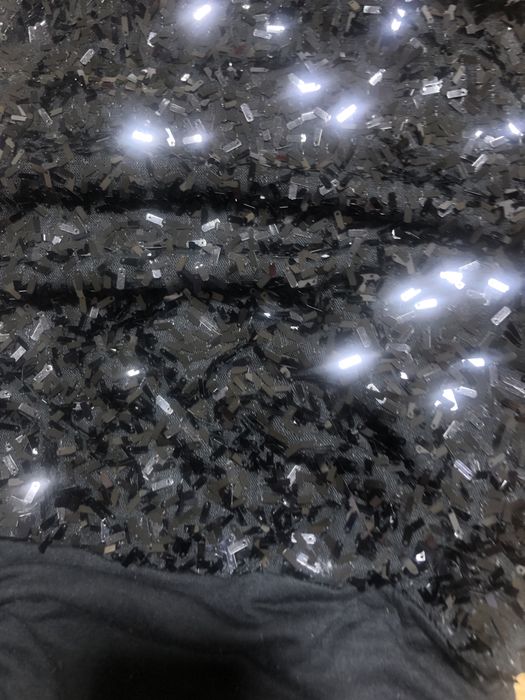 Vand Top elegant cu paiete