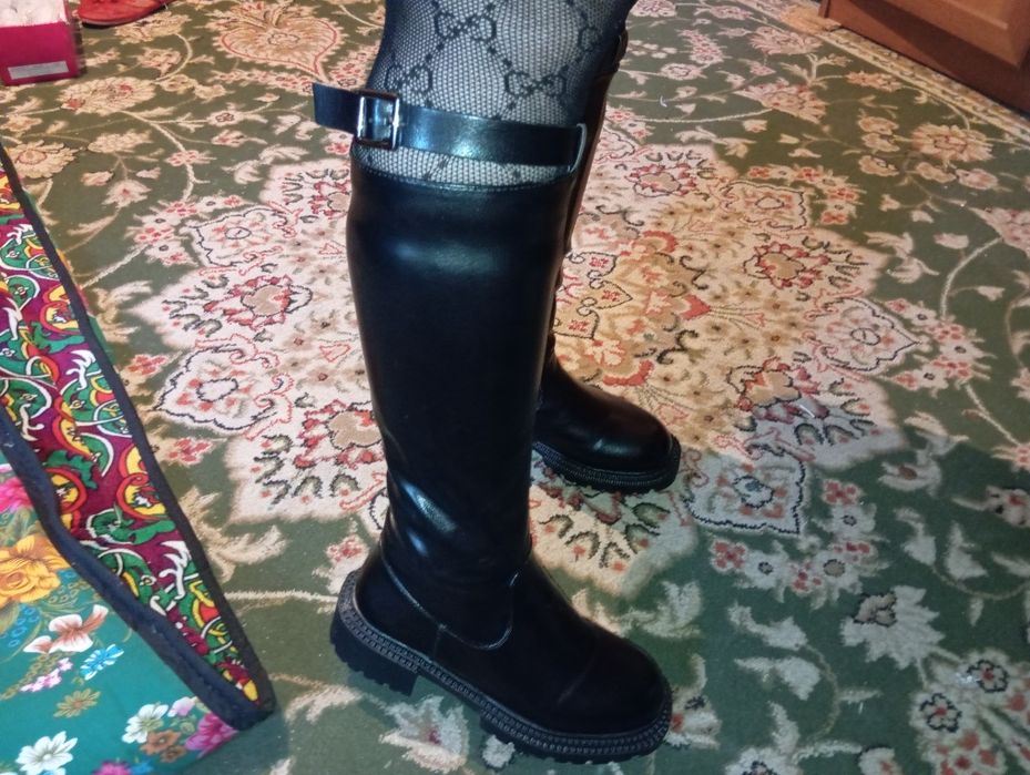 Продам сапожки б/у