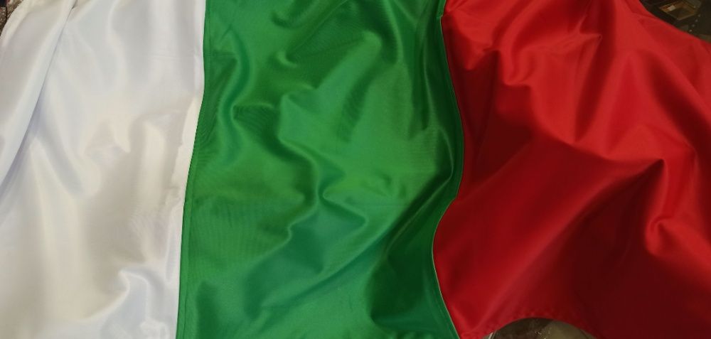 Българско знаме / трикольор - 120х200 см ; 90х150 см ; 120x70 ; 90x60