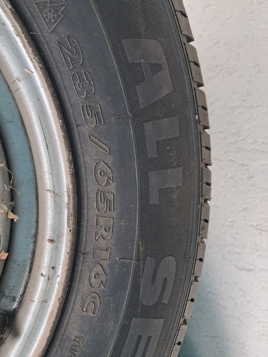 Vand anvelope cu jante