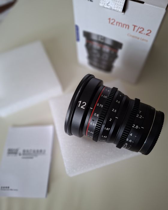 Кино обектив Meike 12mm T2.2 Cine за MFT