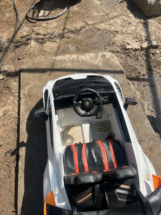 Электрони мошина сотилади