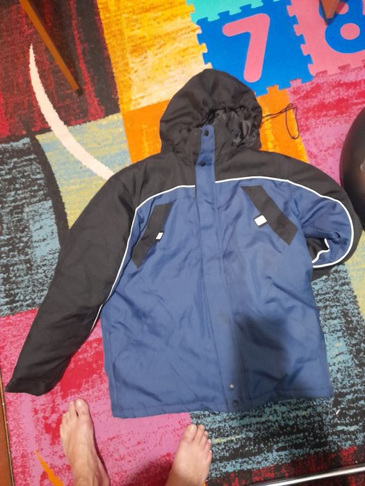 Geaca de iarna calitate foarte buna.