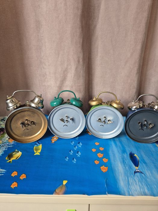 Ceasuri mecanice de masă