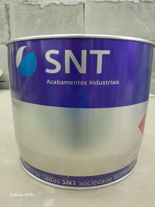 Профессиональный краска