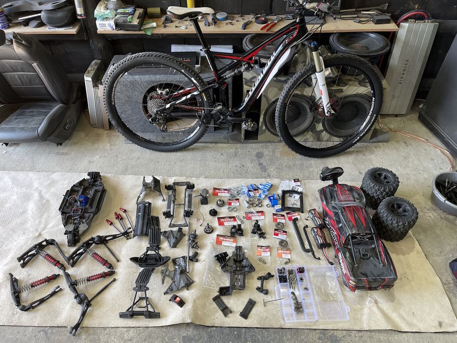 Automodel Traxxas Xmaxx