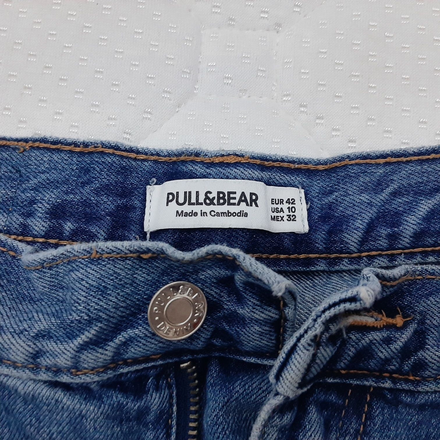 Pantaloni scurti Pull&Bear