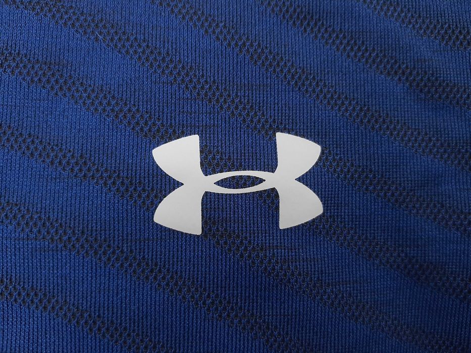 Under Armour Seamless - Оригинална мъжка тениска р-р SM