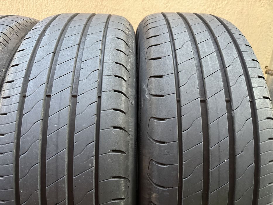 Автомобилни гуми 215 55 18 Goodyear