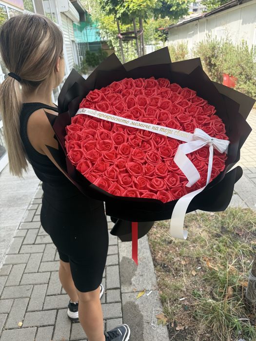 Букет от 101 рози /Огромен букет 101 рози