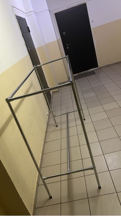 рейлы разные , вешалки стойкий на колесиках и без