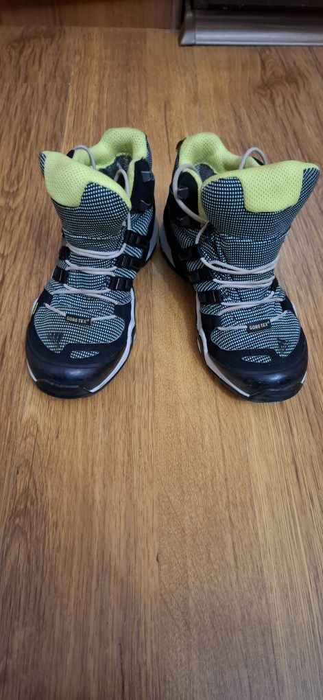 Детски adidas terrex goretex 36