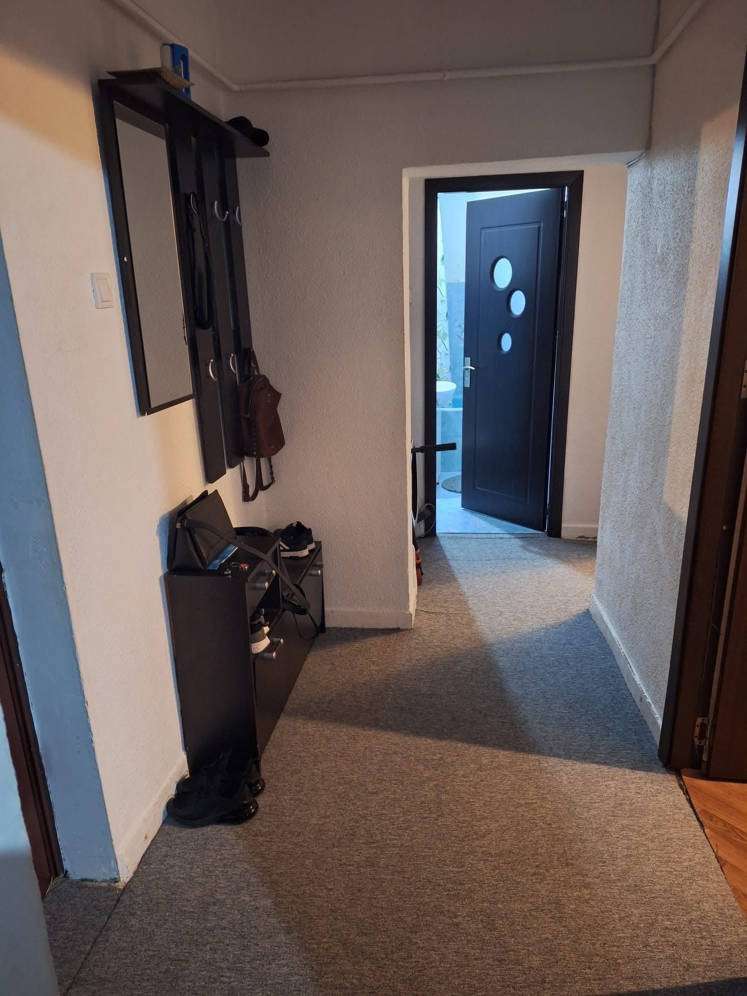 De vânzare 2 camere în. A uri zona Ostroveni, total decomandat