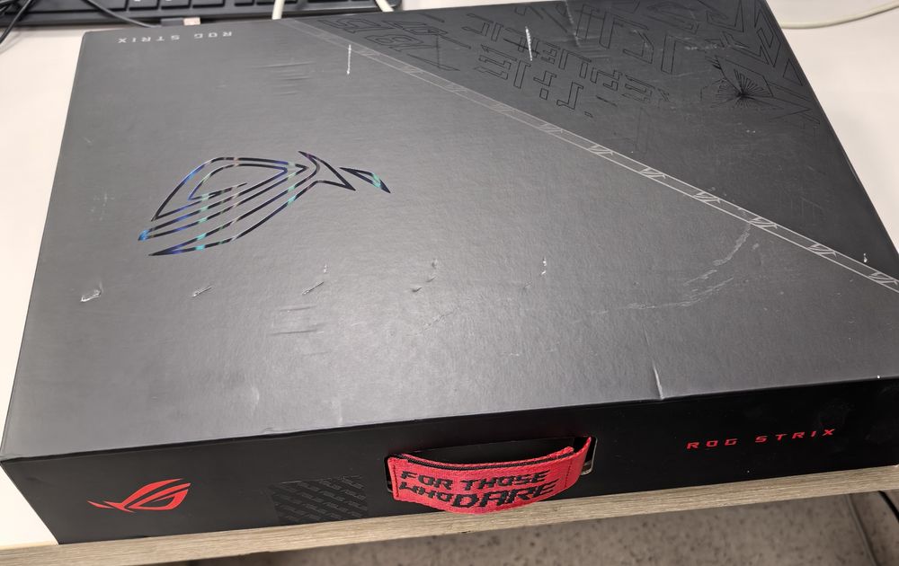 Лаптоп Asus Rog Strix SCAR 17 Intel Core i9