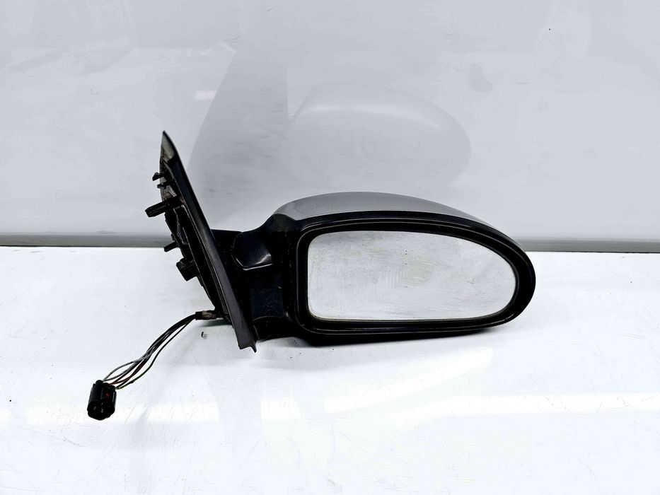 Oglinda dreapta Ford Focus 1 [Fabr 1998-2005] MACHINE SILVER