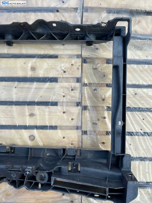 Trager Tragher Panou Frontal Calandru Peugeot 207 1.4 1.6 HDI 2006 - 2015