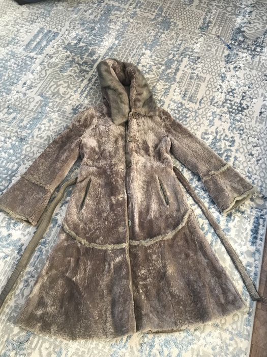 Продам шубу мутоновую