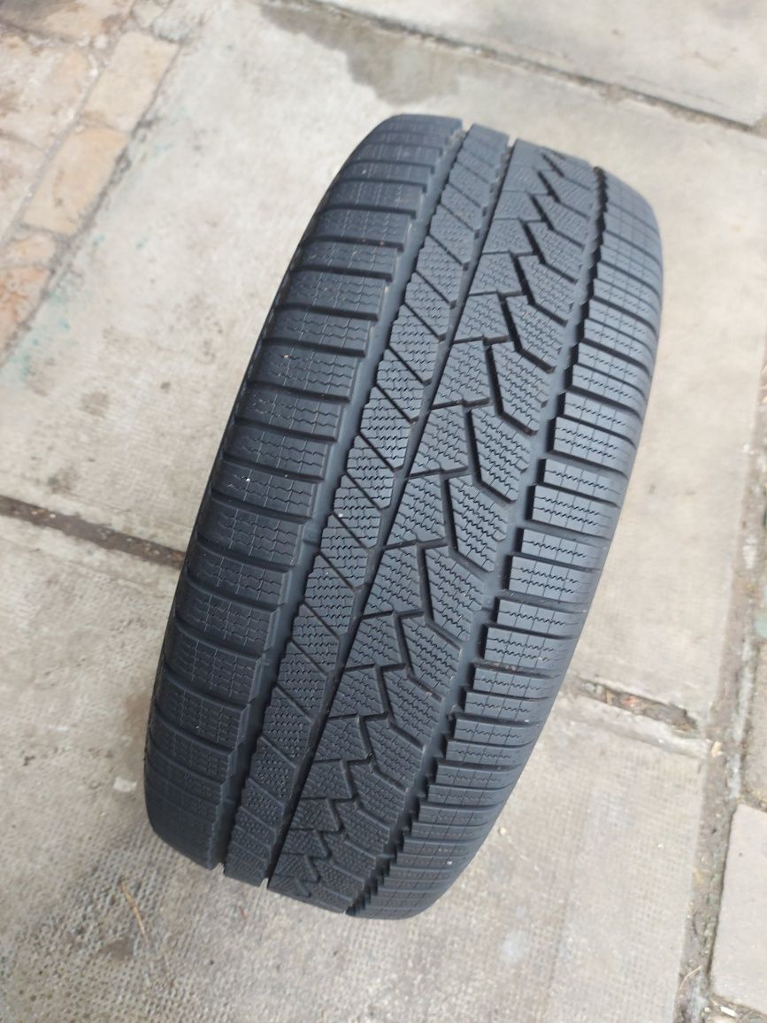 O bucată 245/50 R19 M+S iarnă - una Continental Pirelli Goodyear