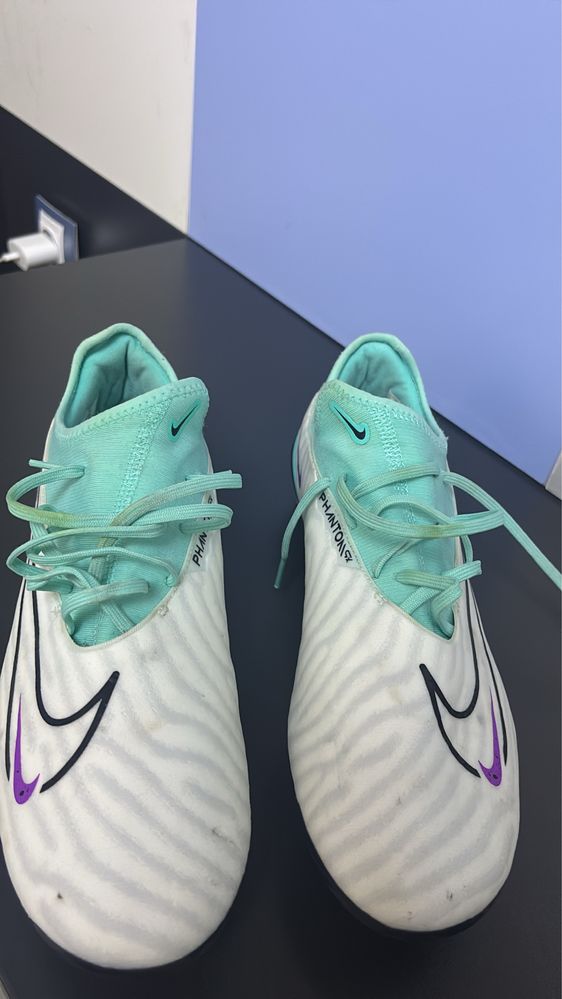Продавам бутонки nike!