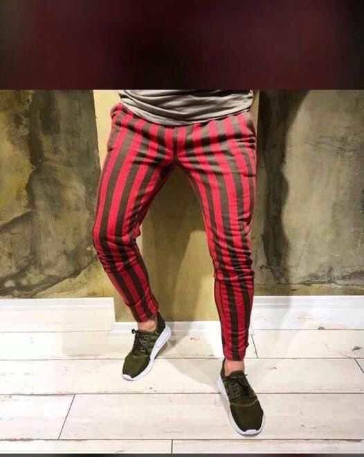 Bluze cu gluga si pantaloni de barbati