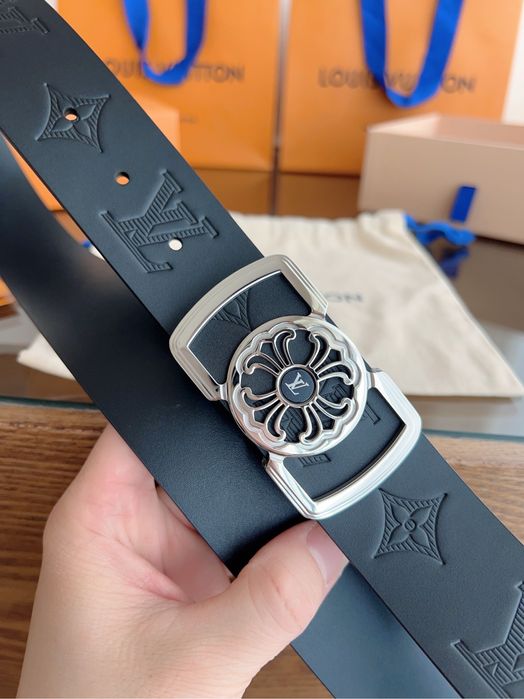 Curea Louis Vuitton , calitate premium , pe comanda , 110 cm