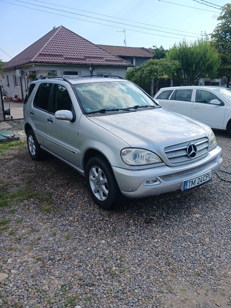 Vand Mercedes ML W163 (270).7 locuri.variante