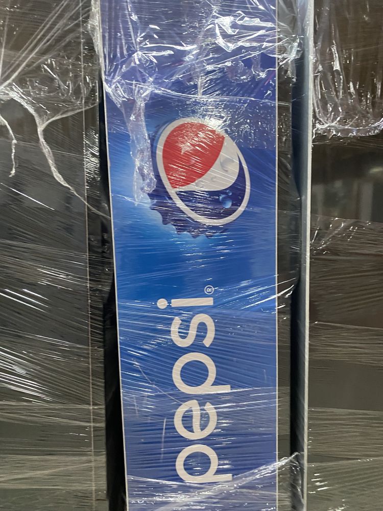 Vitrina frigorifica cu o usa verticala si led