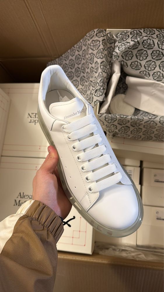 Alexander Mcqueen Oversized sneaker